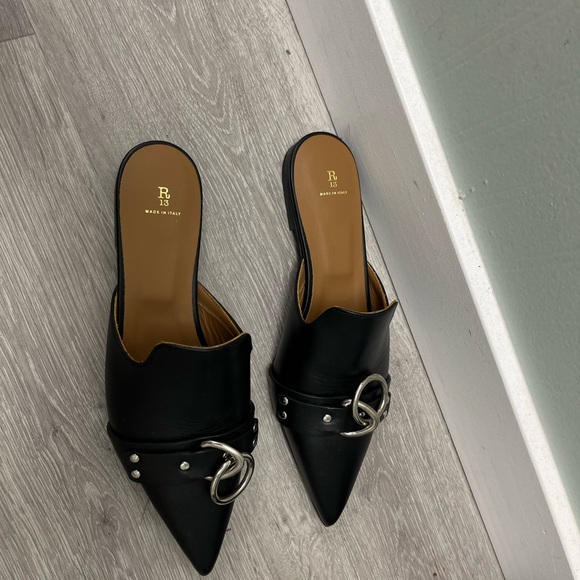 R13 pointed toe slide. Size 6 IT 36. Condition is new with box. - Picture 10 of 16